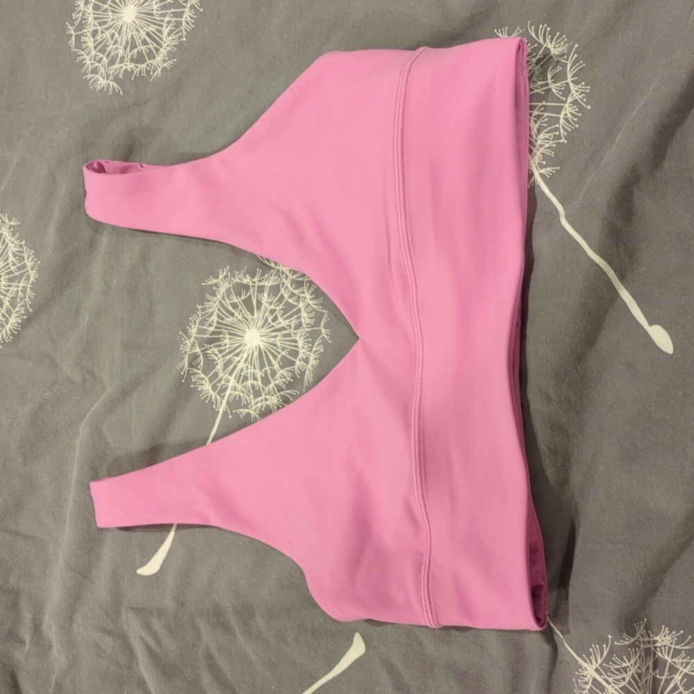 Lululemon align v neck bra size 8